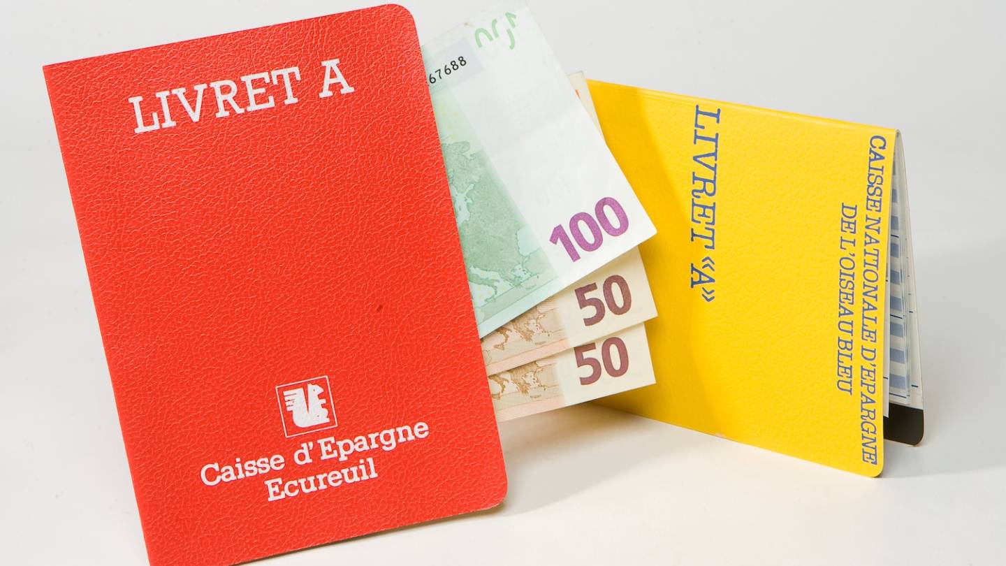 la nouvelle est tombée le gouvernement va confisquer l'argent des français à partir de cette date pour financer la défense